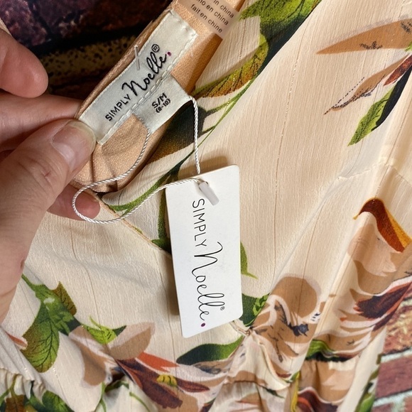 SIMPLY Noelle Long Floral Tropical Flowy Chiffon Maxi Dress Size M - Picture 10 of 11